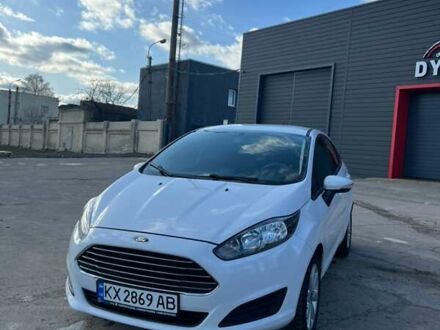 Белый Форд Фиеста, объемом двигателя 1.6 л и пробегом 108 тыс. км за 7999 $, фото 1 на Automoto.ua