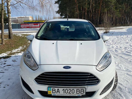 Форд Фиеста 2012 в Кропивницком (Кировограде) на Automoto.ua Белый Форд Фиеста, объемом двигателя 1.24 л и пробегом 214 тыс. км за 5700 $, фото 1 на Automoto.ua