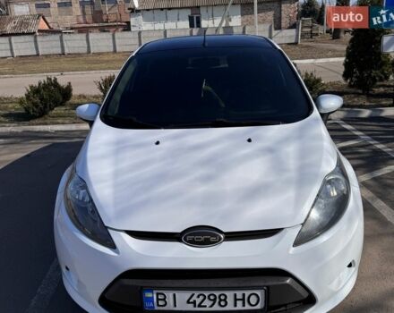 Белый Форд Фиеста, объемом двигателя 1.24 л и пробегом 164 тыс. км за 6200 $, фото 1 на Automoto.ua