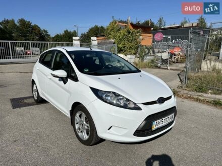 Белый Форд Фиеста, объемом двигателя 1.25 л и пробегом 81 тыс. км за 7000 $, фото 1 на Automoto.ua