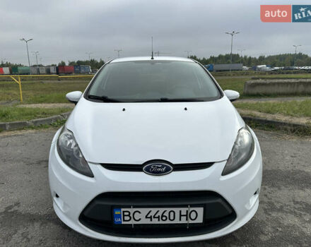 Белый Форд Фиеста, объемом двигателя 1.25 л и пробегом 140 тыс. км за 6300 $, фото 1 на Automoto.ua