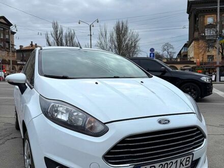 Форд Фиеста 2013 в Запорожье на Automoto.ua Белый Форд Фиеста, объемом двигателя 1 л и пробегом 115 тыс. км за 7700 $, фото 1 на Automoto.ua
