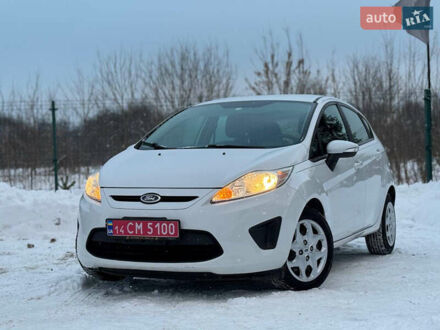 Белый Форд Фиеста, объемом двигателя 1.6 л и пробегом 120 тыс. км за 6550 $, фото 1 на Automoto.ua