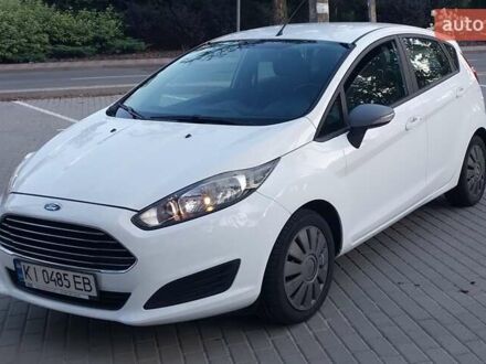 Белый Форд Фиеста, объемом двигателя 1 л и пробегом 97 тыс. км за 7900 $, фото 1 на Automoto.ua