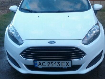 Білий Форд Фієста, об'ємом двигуна 1 л та пробігом 189 тис. км за 5100 $, фото 1 на Automoto.ua