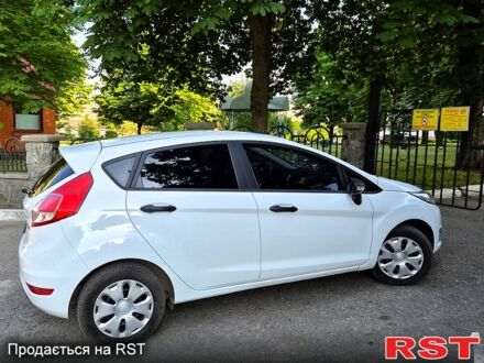 Білий Форд Фієста, об'ємом двигуна 1 л та пробігом 132 тис. км за 5150 $, фото 1 на Automoto.ua