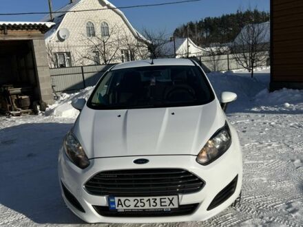 Белый Форд Фиеста, объемом двигателя 1 л и пробегом 189 тыс. км за 5200 $, фото 1 на Automoto.ua