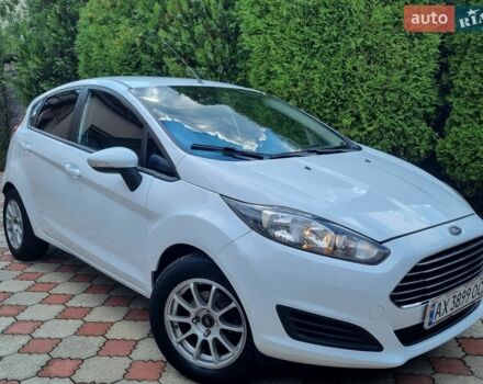 Білий Форд Фієста, об'ємом двигуна 1.24 л та пробігом 125 тис. км за 5650 $, фото 1 на Automoto.ua