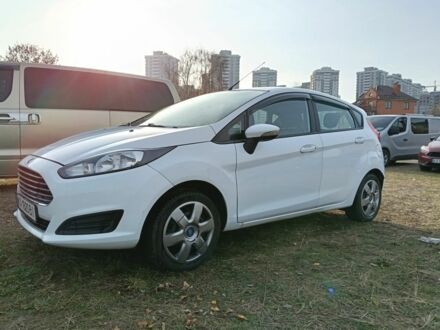 Білий Форд Фієста, об'ємом двигуна 0 л та пробігом 124 тис. км за 5800 $, фото 1 на Automoto.ua