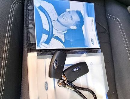 Білий Форд Фієста, об'ємом двигуна 1.5 л та пробігом 218 тис. км за 6500 $, фото 1 на Automoto.ua