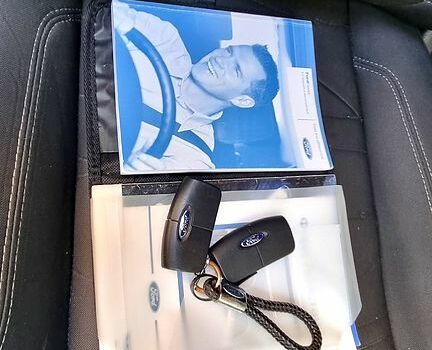 Білий Форд Фієста, об'ємом двигуна 1.5 л та пробігом 218 тис. км за 6500 $, фото 1 на Automoto.ua