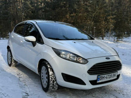Белый Форд Фиеста, объемом двигателя 1 л и пробегом 126 тыс. км за 5900 $, фото 1 на Automoto.ua
