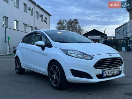 Белый Форд Фиеста, объемом двигателя 1.25 л и пробегом 177 тыс. км за 5400 $, фото 1 на Automoto.ua