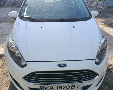 Білий Форд Фієста, об'ємом двигуна 1 л та пробігом 128 тис. км за 5800 $, фото 1 на Automoto.ua