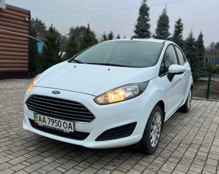 Белый Форд Фиеста, объемом двигателя 1 л и пробегом 32 тыс. км за 7100 $, фото 1 на Automoto.ua