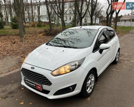Белый Форд Фиеста, объемом двигателя 1 л и пробегом 151 тыс. км за 6940 $, фото 1 на Automoto.ua
