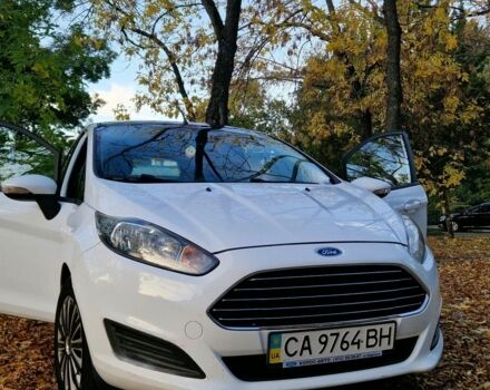 Білий Форд Фієста, об'ємом двигуна 1 л та пробігом 145 тис. км за 6500 $, фото 1 на Automoto.ua