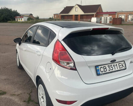 Білий Форд Фієста, об'ємом двигуна 1.25 л та пробігом 112 тис. км за 6750 $, фото 1 на Automoto.ua