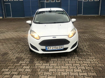 Белый Форд Фиеста, объемом двигателя 1.5 л и пробегом 289 тыс. км за 5690 $, фото 1 на Automoto.ua