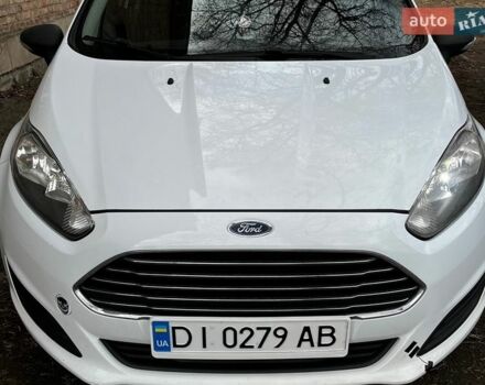 Білий Форд Фієста, об'ємом двигуна 1.24 л та пробігом 165 тис. км за 3500 $, фото 1 на Automoto.ua