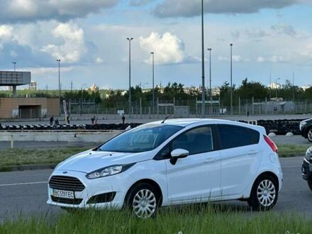 Форд Фієста 2013 у Львові на Automoto.ua Білий Форд Фієста, об'ємом двигуна 1 л та пробігом 122 тис. км за 5200 $, фото 1 на Automoto.ua