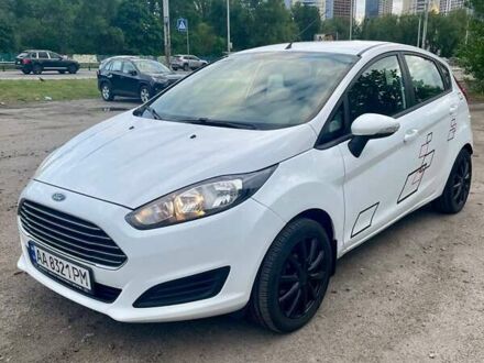 Форд Фієста 2013 у Києві на Automoto.ua Білий Форд Фієста, об'ємом двигуна 1.6 л та пробігом 108 тис. км за 8300 $, фото 1 на Automoto.ua