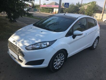 Білий Форд Фієста, об'ємом двигуна 1 л та пробігом 35 тис. км за 10799 $, фото 1 на Automoto.ua
