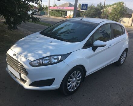 Белый Форд Фиеста, объемом двигателя 1 л и пробегом 35 тыс. км за 10799 $, фото 1 на Automoto.ua