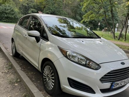 Белый Форд Фиеста, объемом двигателя 1.6 л и пробегом 205 тыс. км за 6000 $, фото 1 на Automoto.ua