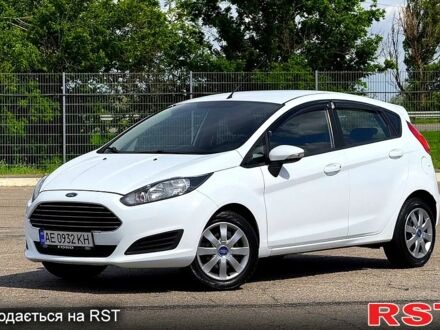 Белый Форд Фиеста, объемом двигателя 1.2 л и пробегом 57 тыс. км за 5700 $, фото 1 на Automoto.ua