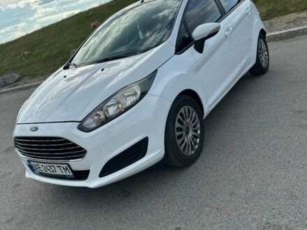 Білий Форд Фієста, об'ємом двигуна 1 л та пробігом 104 тис. км за 7900 $, фото 1 на Automoto.ua