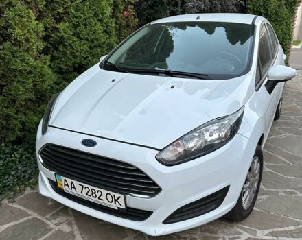 Білий Форд Фієста, об'ємом двигуна 1.5 л та пробігом 172 тис. км за 7500 $, фото 1 на Automoto.ua