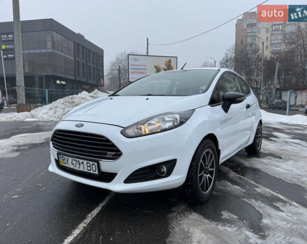 Белый Форд Фиеста, объемом двигателя 1.24 л и пробегом 210 тыс. км за 4999 $, фото 1 на Automoto.ua