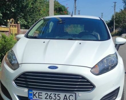 Білий Форд Фієста, об'ємом двигуна 1 л та пробігом 140 тис. км за 5900 $, фото 1 на Automoto.ua