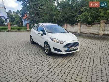 Форд Фиеста 2014 в Львове на Automoto.ua Белый Форд Фиеста, объемом двигателя 1 л и пробегом 110 тыс. км за 8000 $, фото 1 на Automoto.ua