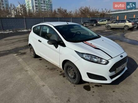 Форд Фієста 2014 у Харкові на Automoto.ua Білий Форд Фієста, об'ємом двигуна 1.2 л та пробігом 103 тис. км за 6500 $, фото 1 на Automoto.ua