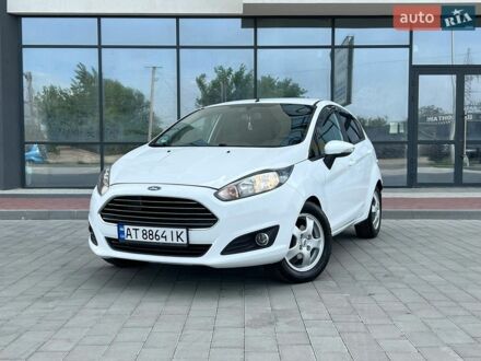 Білий Форд Фієста, об'ємом двигуна 1 л та пробігом 90 тис. км за 6999 $, фото 1 на Automoto.ua