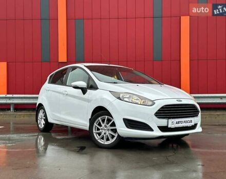 Форд Фієста 2015 у Києві на Automoto.ua Білий Форд Фієста, об'ємом двигуна 1 л та пробігом 159 тис. км за 6690 $, фото 1 на Automoto.ua
