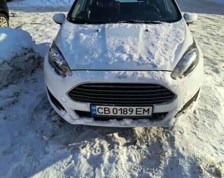 Білий Форд Фієста, об'ємом двигуна 1 л та пробігом 95 тис. км за 5900 $, фото 1 на Automoto.ua