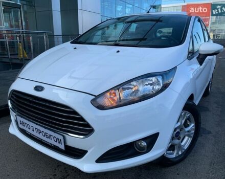 Білий Форд Фієста, об'ємом двигуна 1 л та пробігом 57 тис. км за 9887 $, фото 1 на Automoto.ua