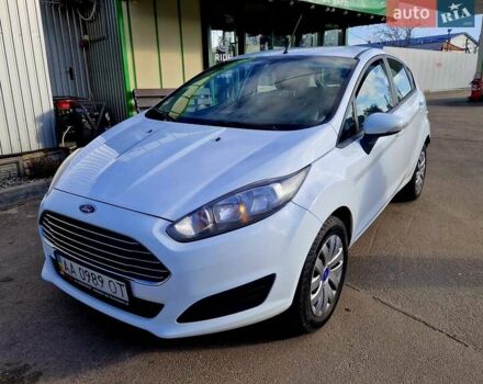 Белый Форд Фиеста, объемом двигателя 1 л и пробегом 130 тыс. км за 7000 $, фото 1 на Automoto.ua