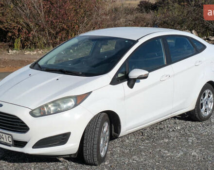 Белый Форд Фиеста, объемом двигателя 1.6 л и пробегом 162 тыс. км за 8000 $, фото 1 на Automoto.ua