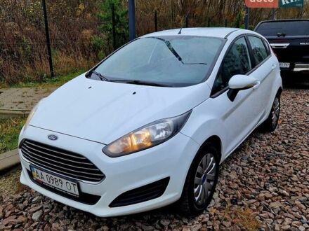 Білий Форд Фієста, об'ємом двигуна 1 л та пробігом 182 тис. км за 6600 $, фото 1 на Automoto.ua