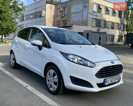 Білий Форд Фієста, об'ємом двигуна 1 л та пробігом 134 тис. км за 7950 $, фото 1 на Automoto.ua