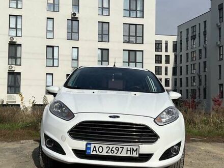 Форд Фиеста 2015 в Ужгороде на Automoto.ua Белый Форд Фиеста, объемом двигателя 1 л и пробегом 71 тыс. км за 7900 $, фото 1 на Automoto.ua