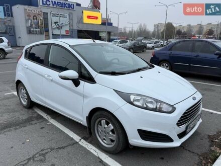 Белый Форд Фиеста, объемом двигателя 1.5 л и пробегом 138 тыс. км за 8500 $, фото 1 на Automoto.ua
