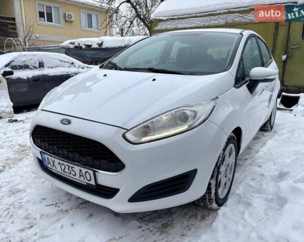 Белый Форд Фиеста, объемом двигателя 1.6 л и пробегом 71 тыс. км за 10200 $, фото 1 на Automoto.ua