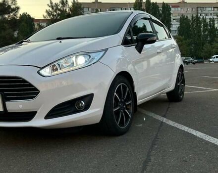 Белый Форд Фиеста, объемом двигателя 1.6 л и пробегом 178 тыс. км за 9750 $, фото 1 на Automoto.ua