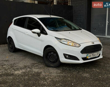 Белый Форд Фиеста, объемом двигателя 1 л и пробегом 134 тыс. км за 5300 $, фото 1 на Automoto.ua