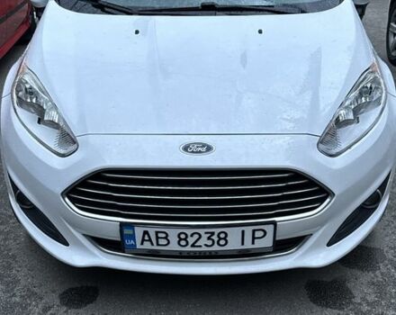 Белый Форд Фиеста, объемом двигателя 1.6 л и пробегом 130 тыс. км за 9000 $, фото 1 на Automoto.ua